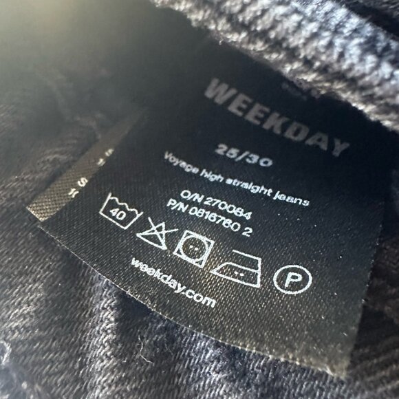 Weekday Voyage High Rise Straight Jeans (25/30) - Picture 4 of 4